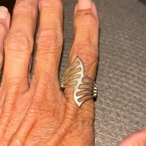 Costume jewelry ring size 9.5